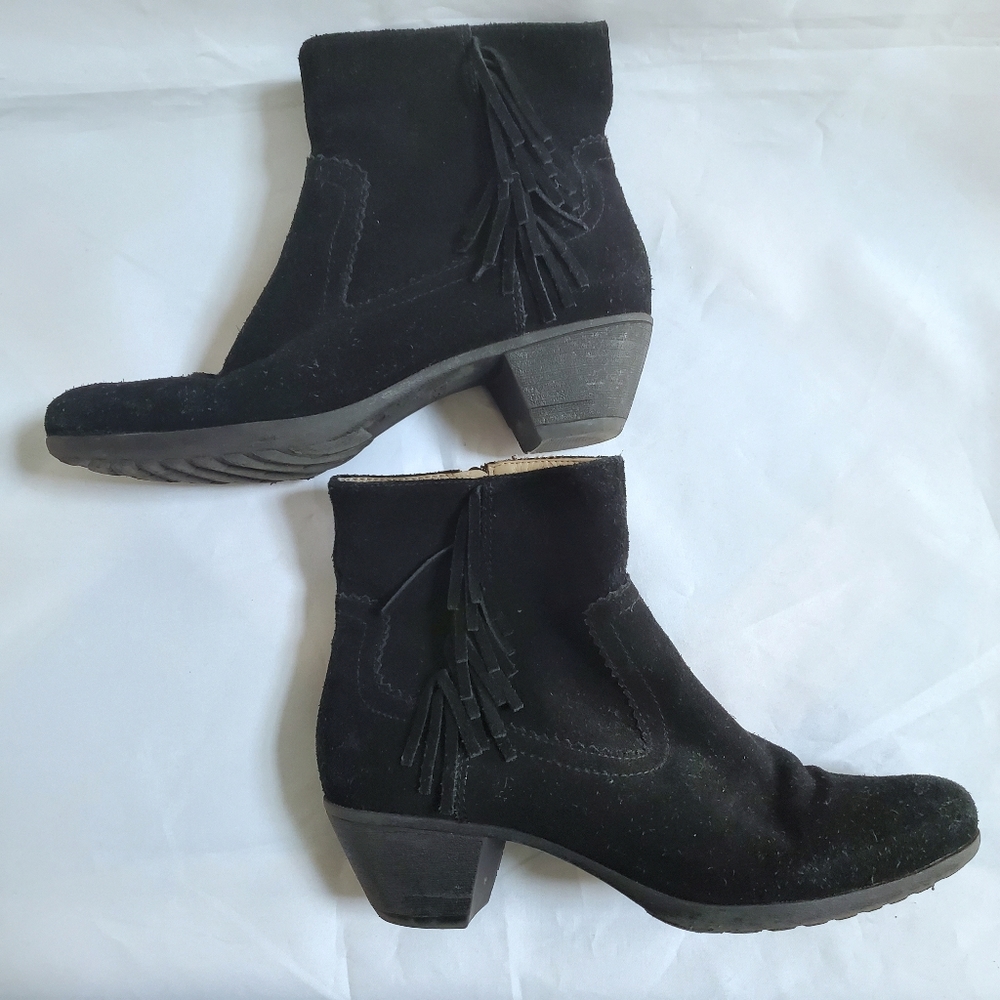 Easy Spirit Esvita Black Suede Fringe Ankle Boots